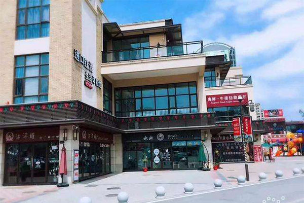 疫情当头，有人开始“卖餐厅”有人开始“抢铺