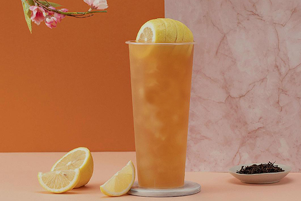 幸运咖水果茶加盟总部电话多少？目前有多少家分店？